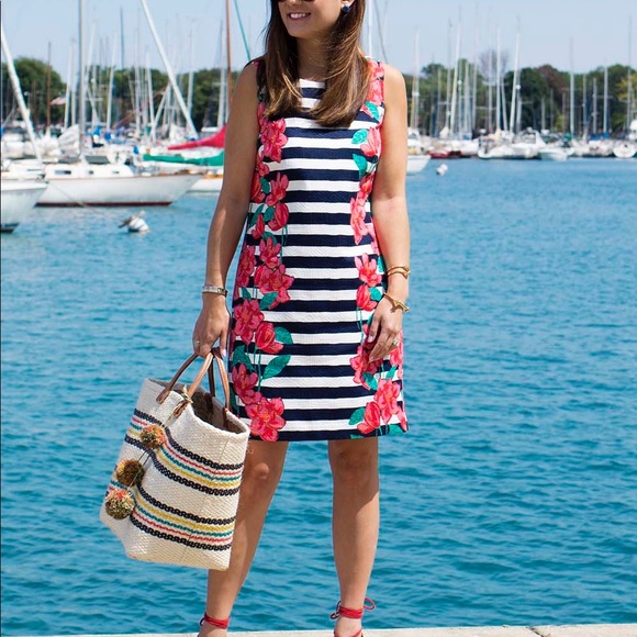 Vineyard Vines Dresses & Skirts - VINEYARD VINES MAGNOLIA STRIPE DRESS